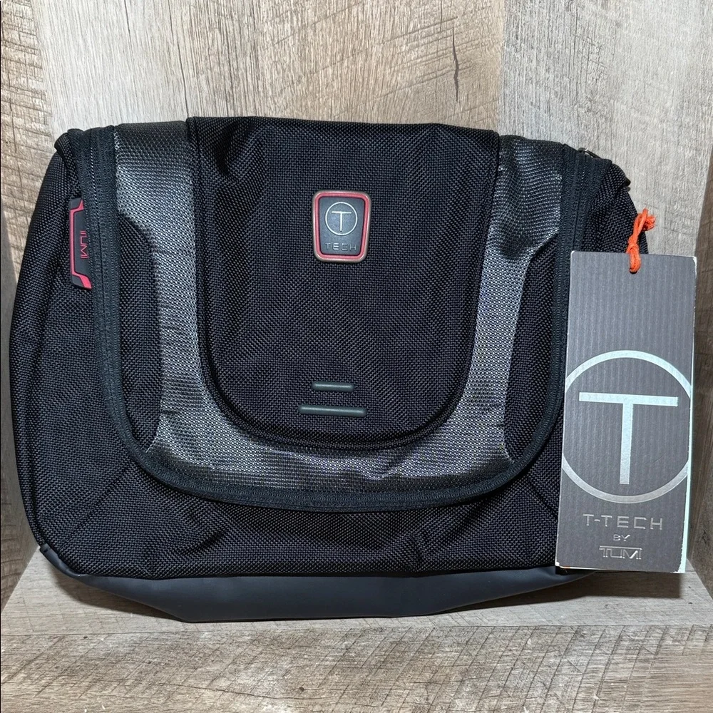 Tumi Tech Doyle Travel Kit